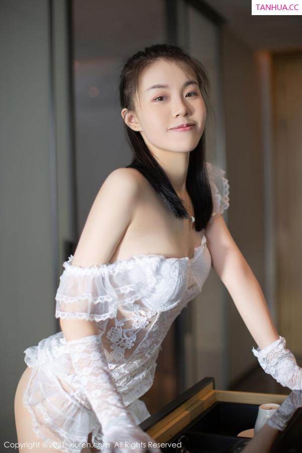 一颗甜蛋黄a  [XiuRen]高清写真图 2021.10.26 No.4119 一颗甜蛋黄a第14张图片